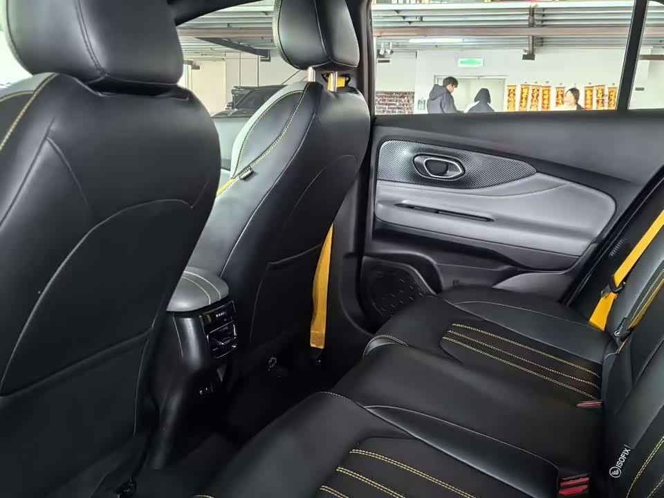 Trumpchi Shadow Leopard