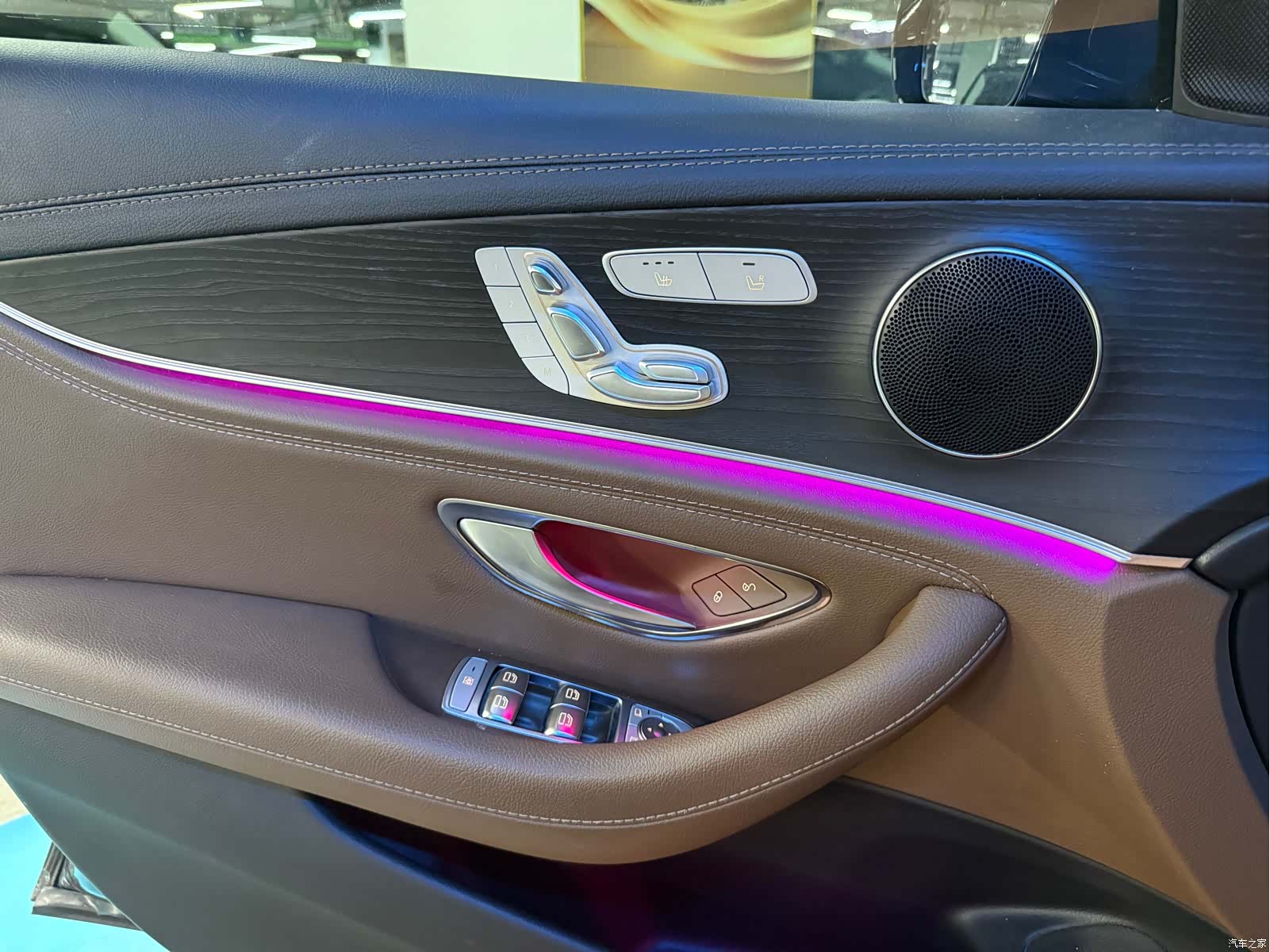 Mercedes-Benz E-Class, 2021 4