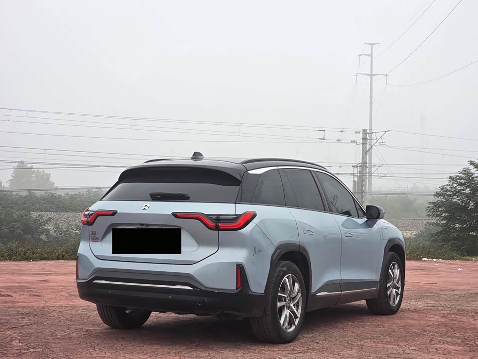NIO ES6