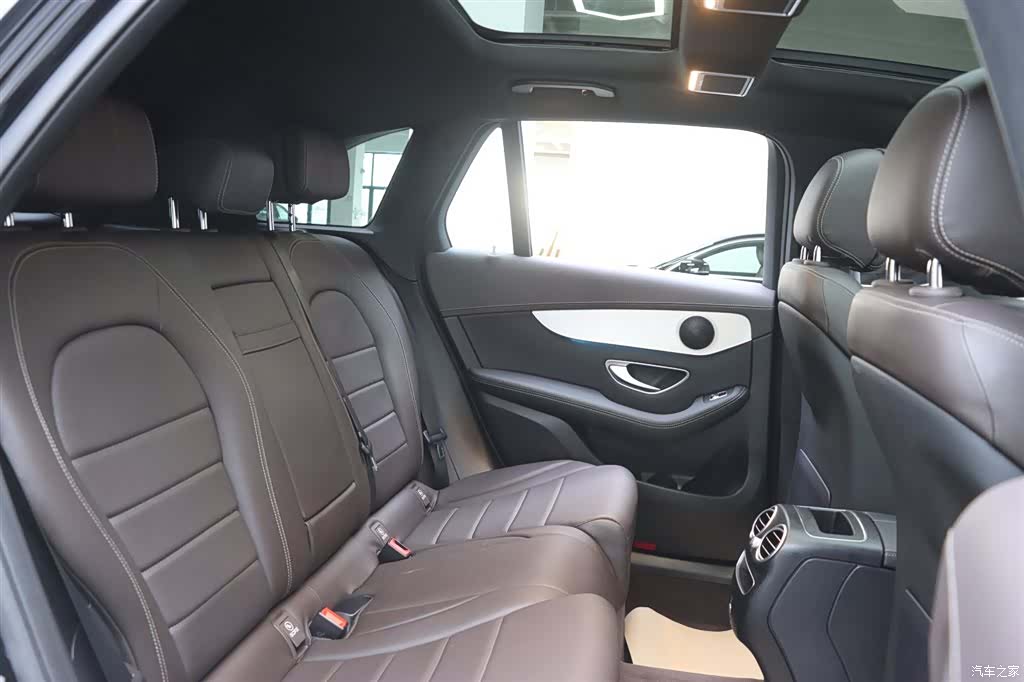 Mercedes-Benz GLC, 2022 18