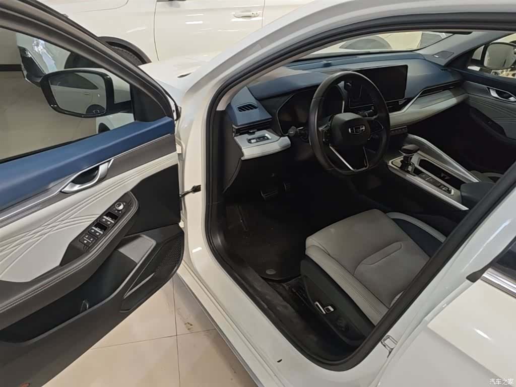 Geely Preface, 2023 12