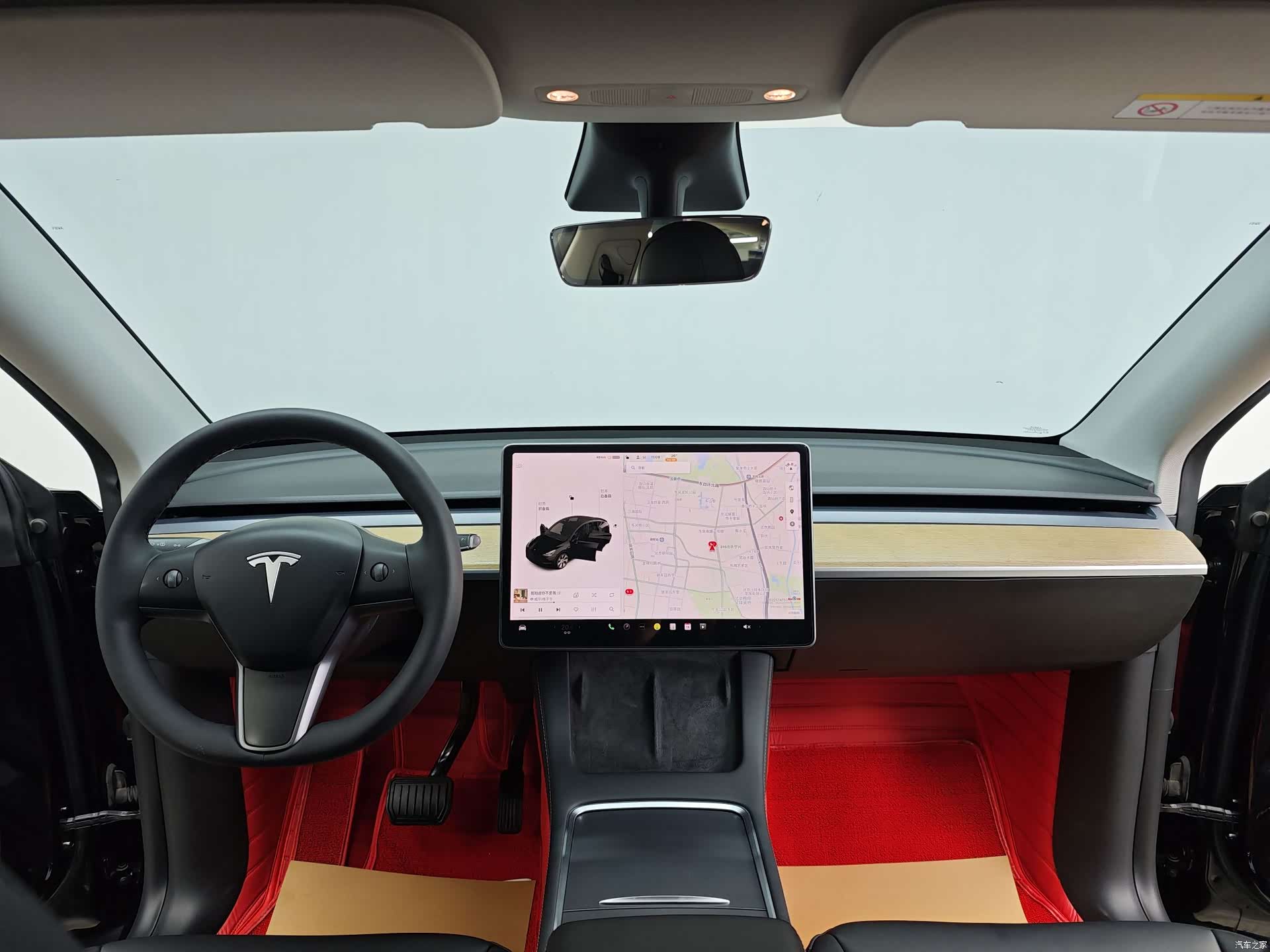 Tesla Model Y, 2021 33