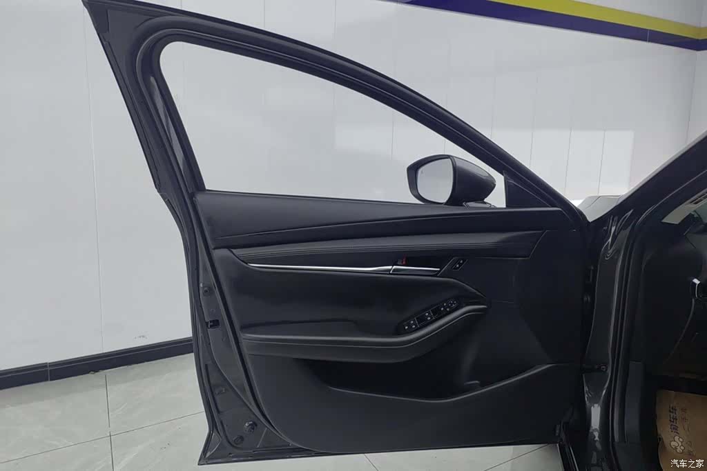 Mazda Mazda3, 2024 7