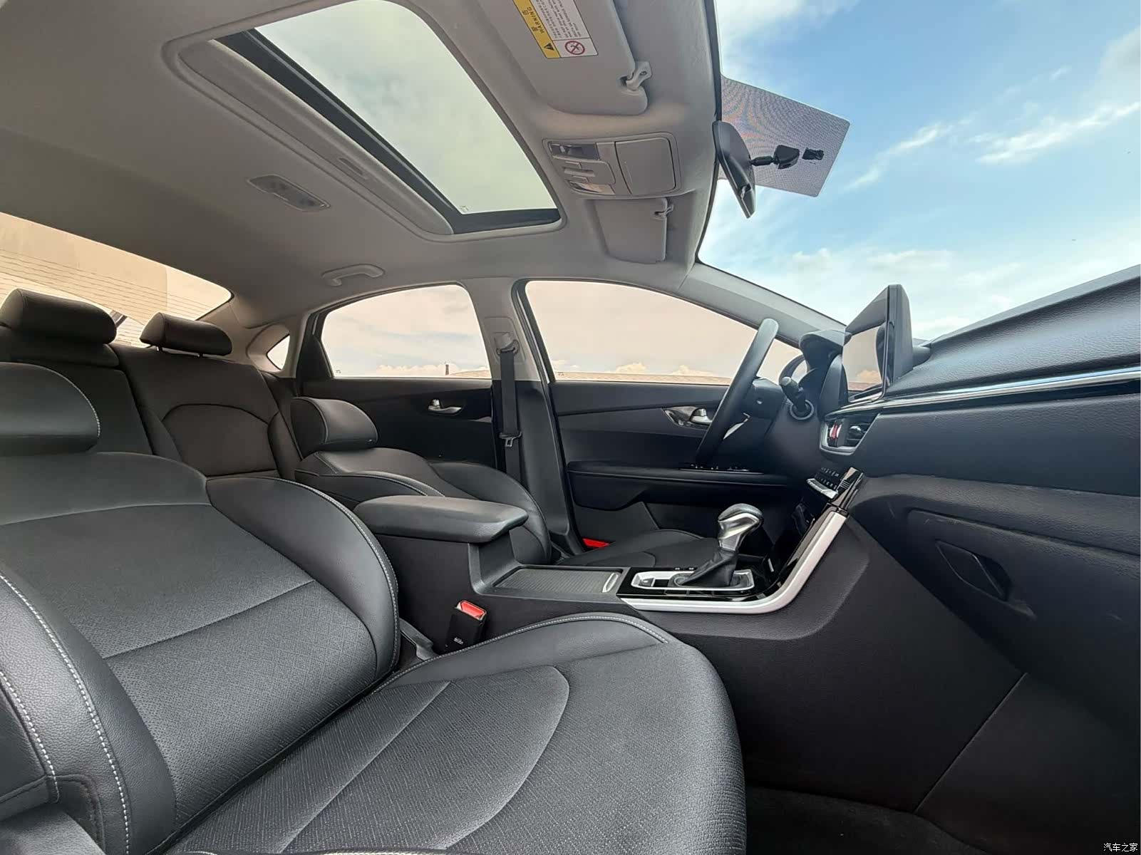 Kia K3, 2022 10
