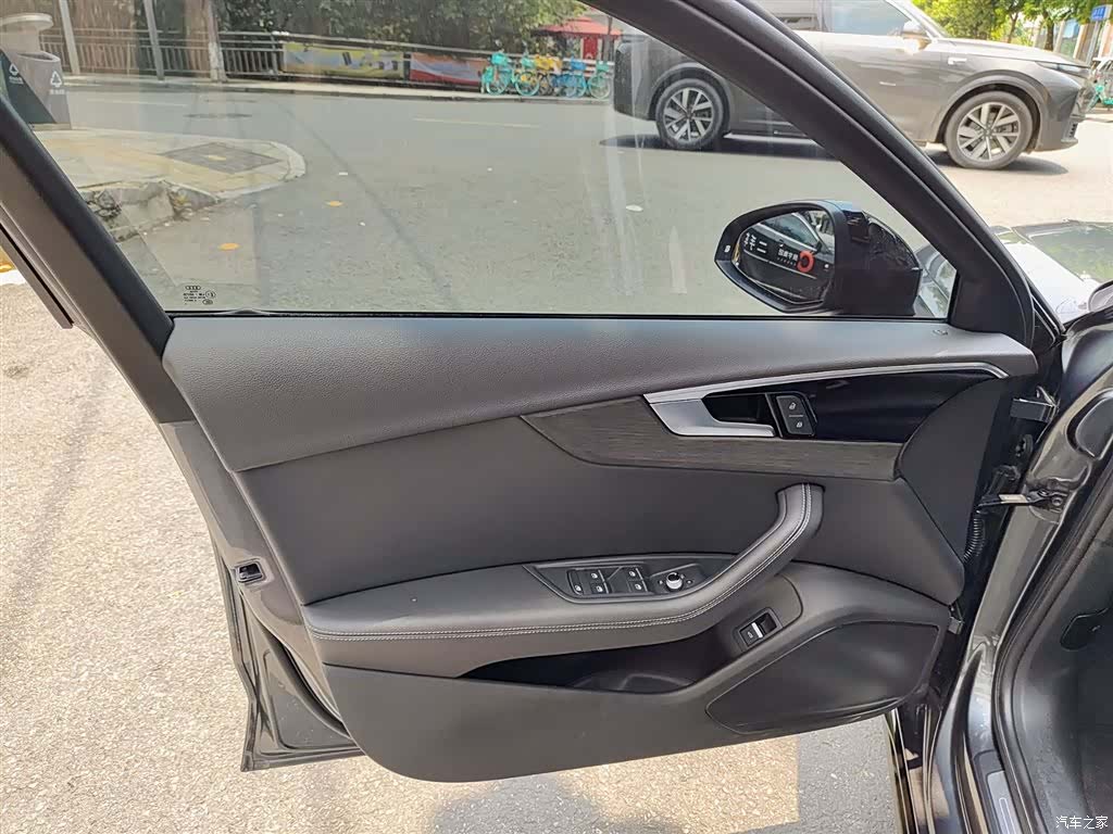 Audi A4L, 2023 6