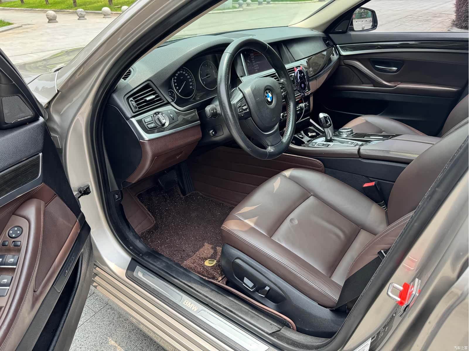BMW 5 Series, 2016 10