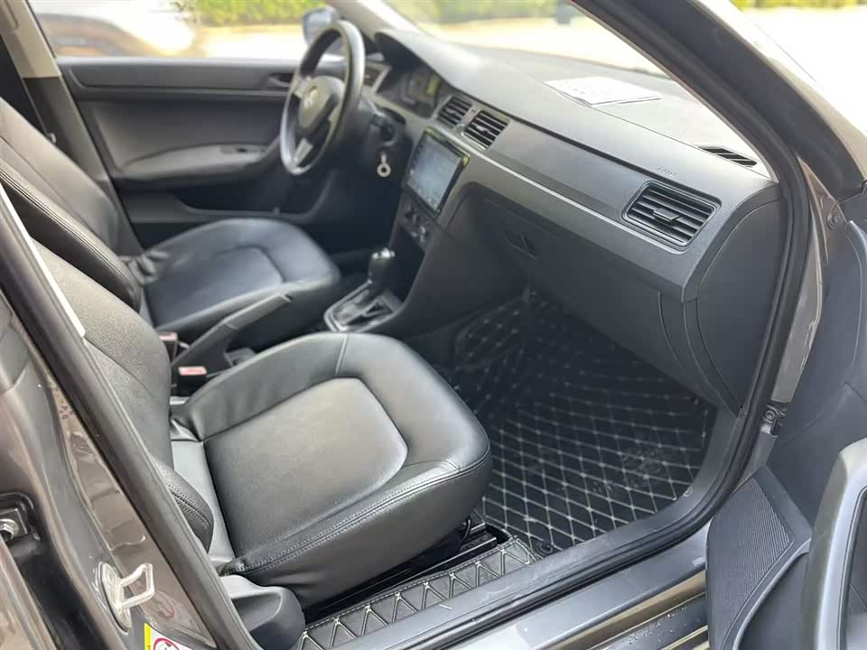 Skoda Xindong