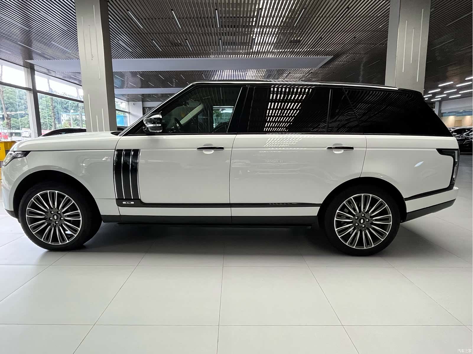 Land Rover Range Rover, 2019 8