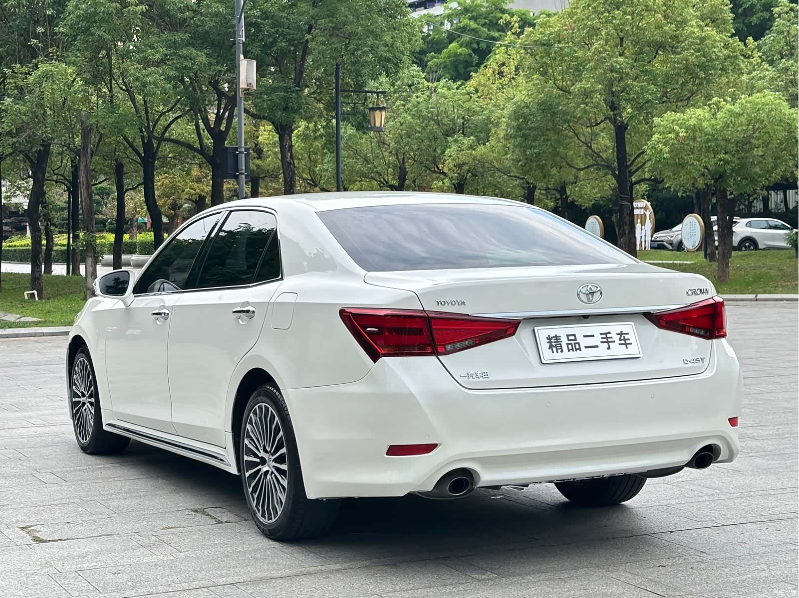 Toyota Crown, 2019 18