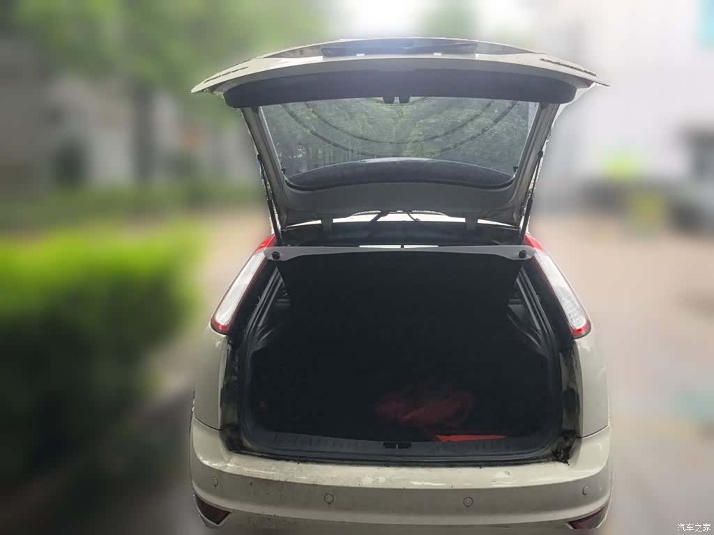 Ford Focus, 2014 16
