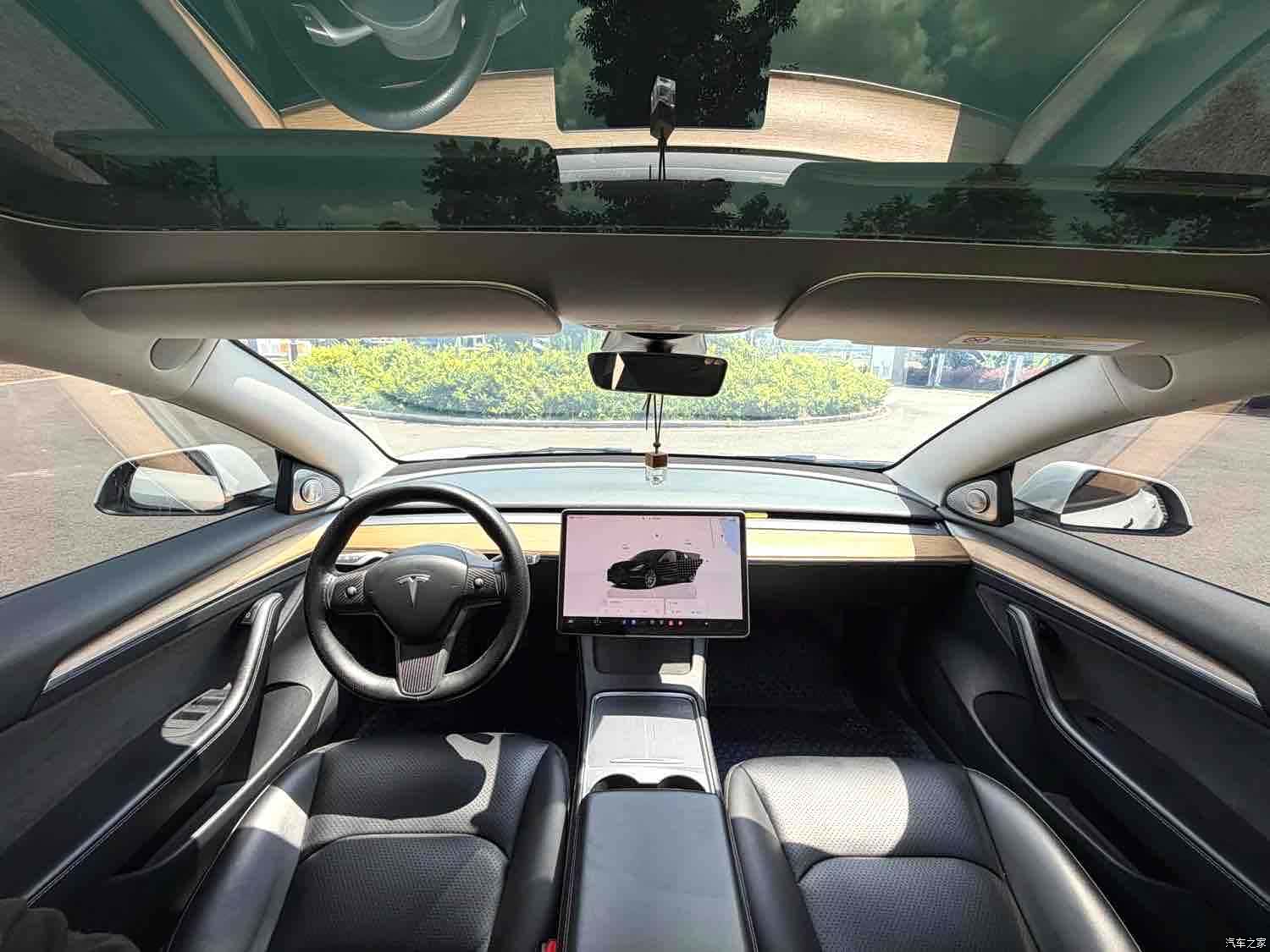 Tesla Model 3, 2022 4