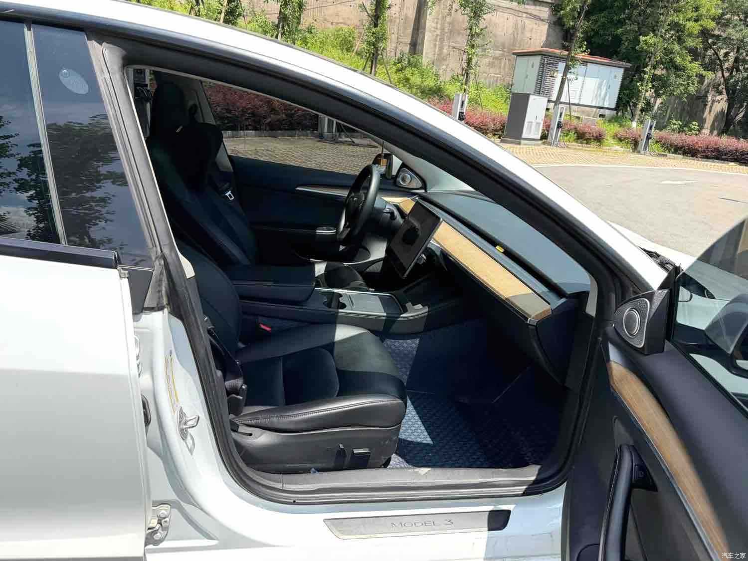 Tesla Model 3, 2022 6