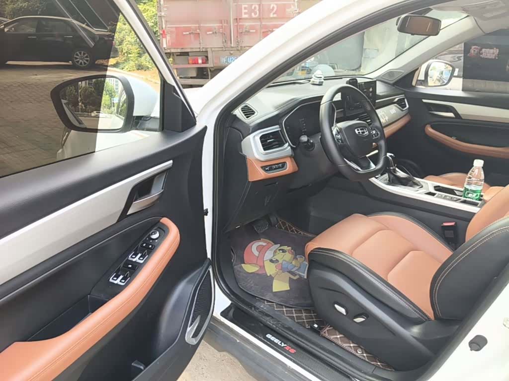 Geely X6, 2020 16