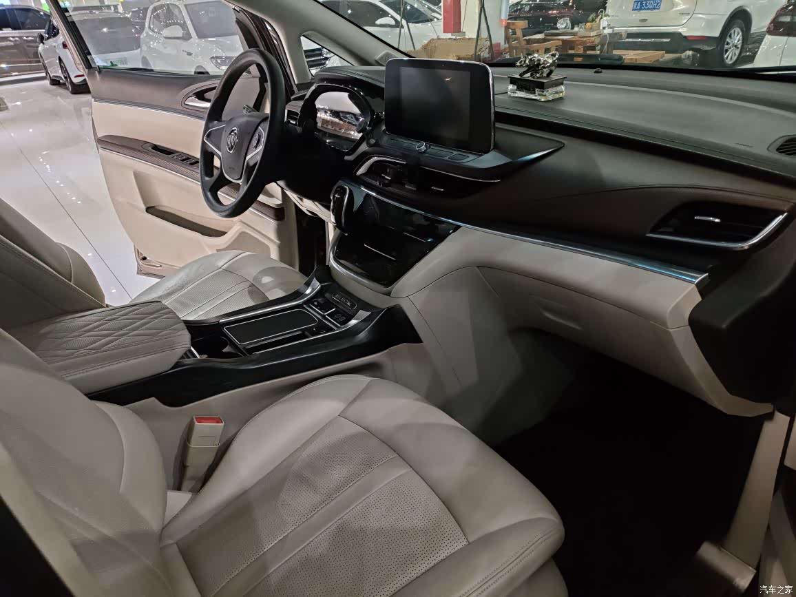 Buick GL8, 2020 10