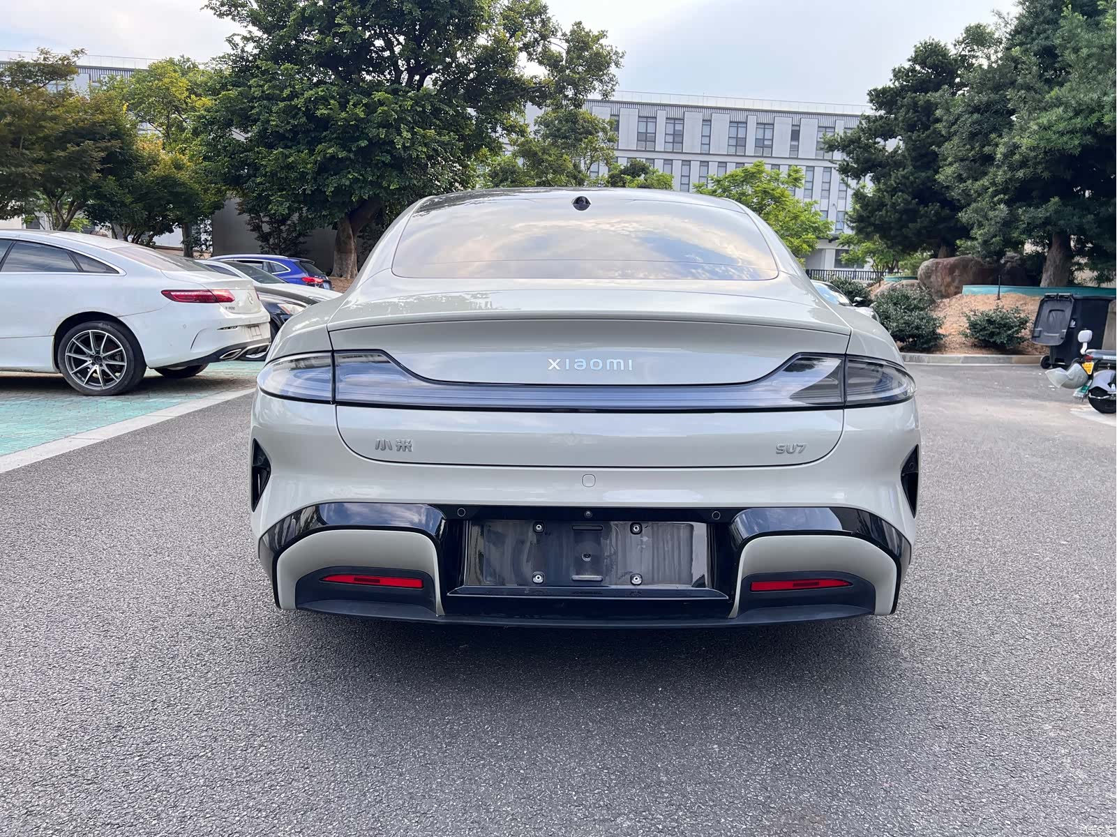 Xiaomi SU7, 2024 15