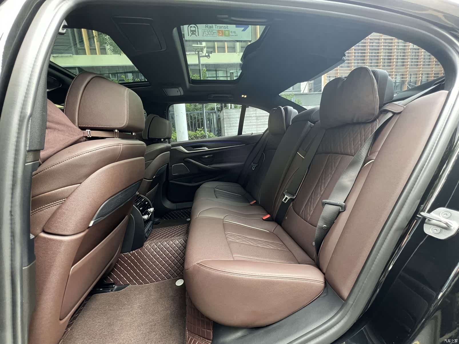 BMW 5 Series, 2022 17