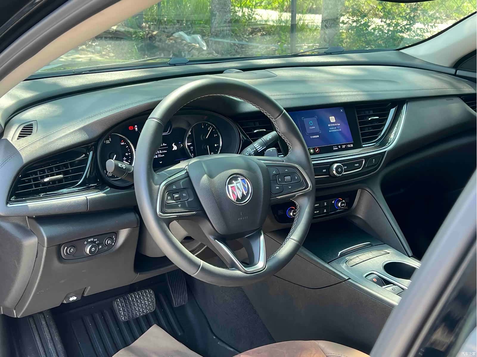 Buick Regal, 2022 10