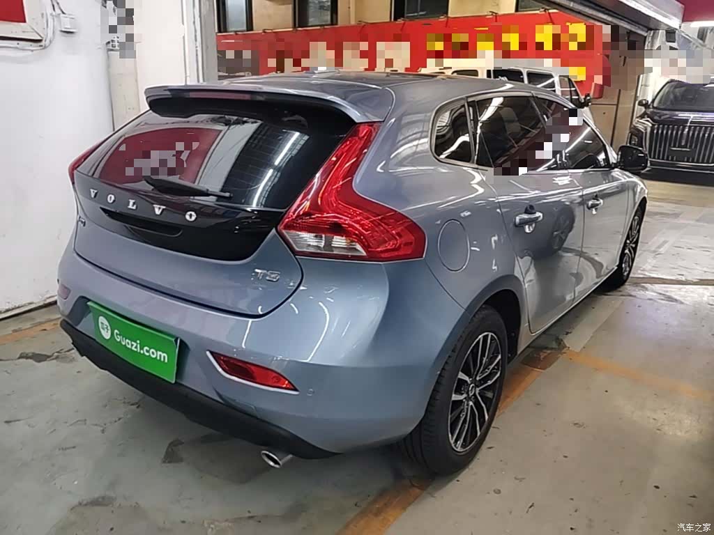 Volvo V40, 2018 7