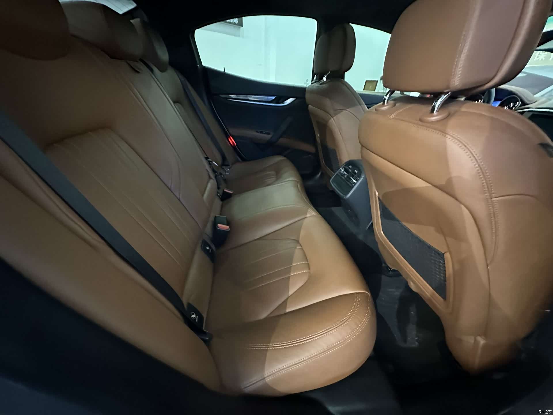 Maserati Ghibli, 2014 16