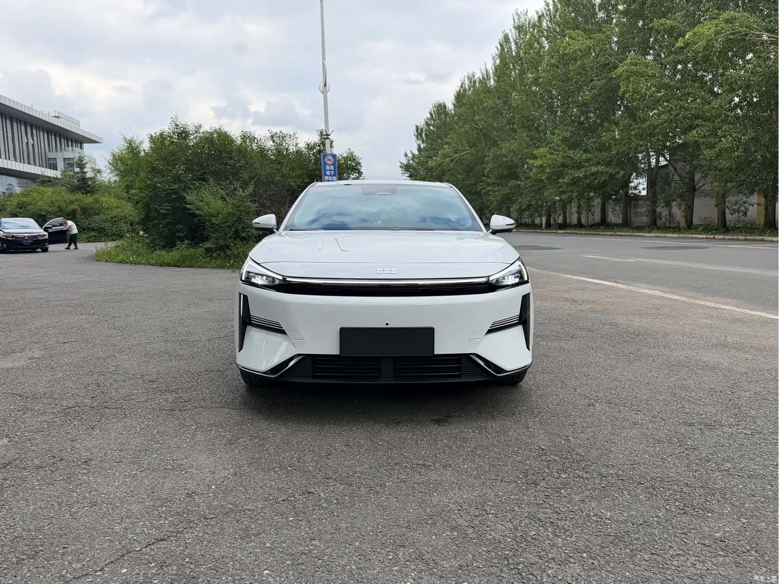 Geely Galaxy L6, 2025 2
