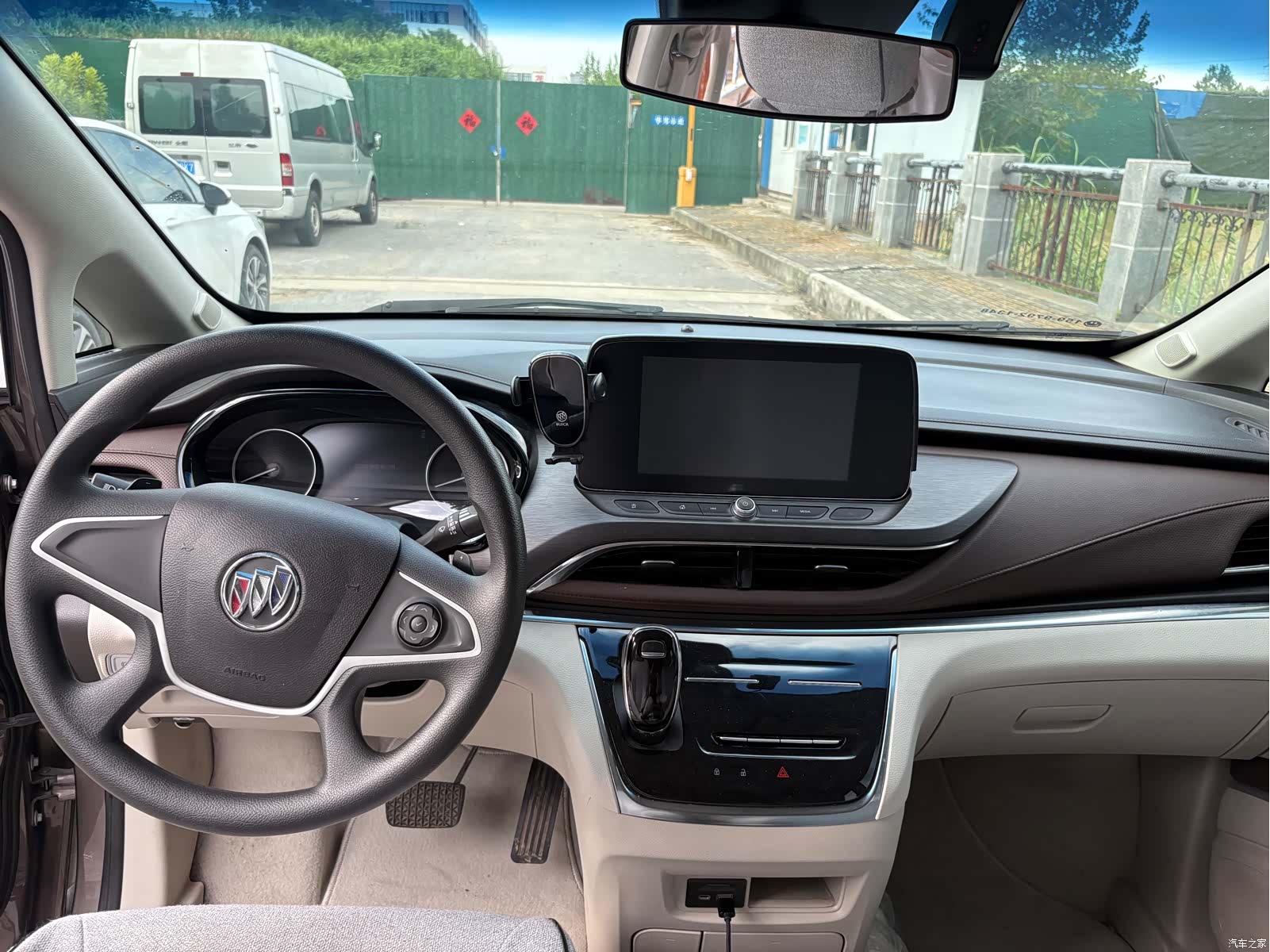 Buick GL8, 2022 10