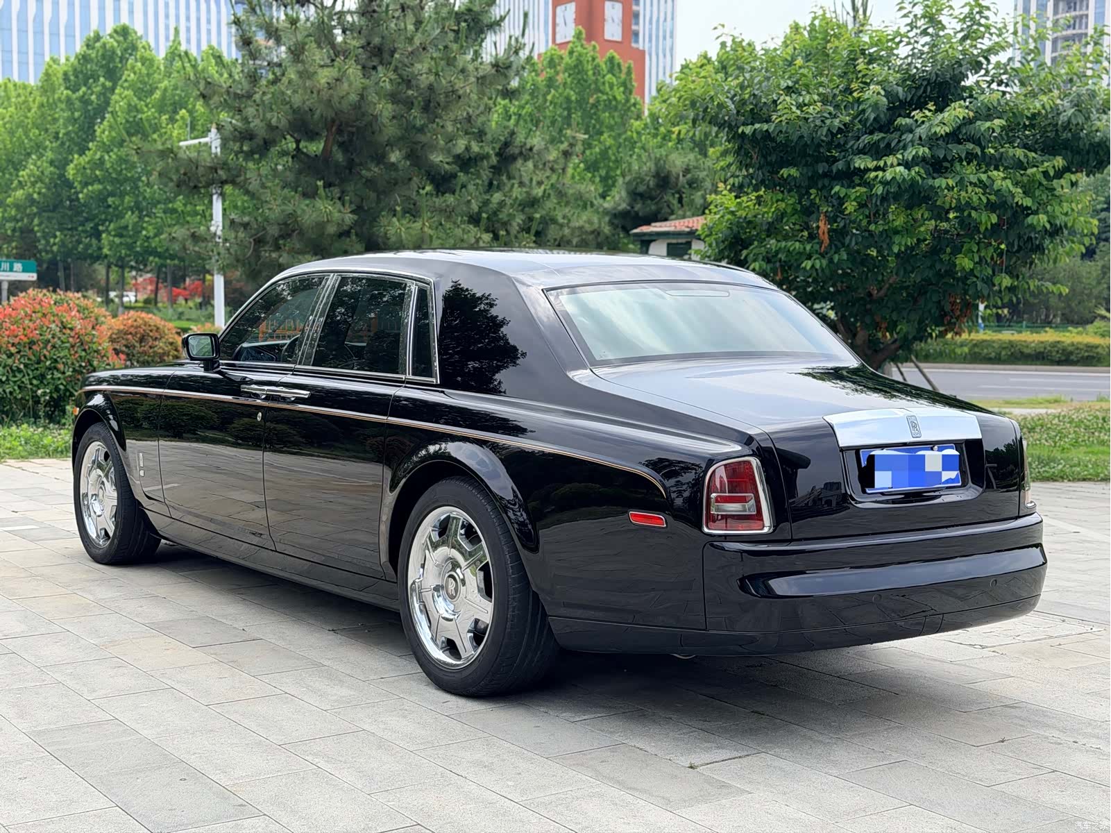 Rolls-Royce Phantom, 2007 4
