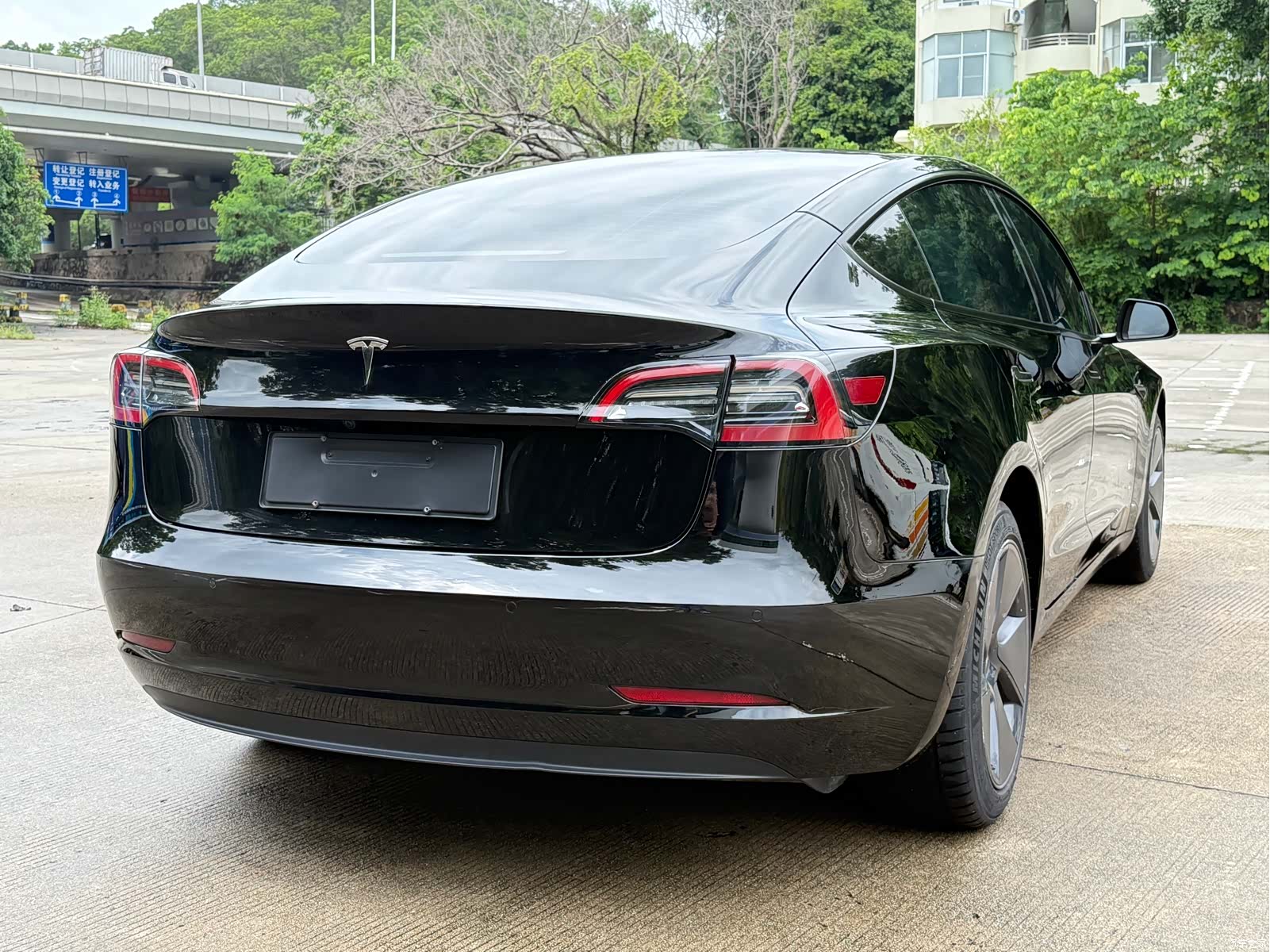 Tesla Model 3, 2022 15