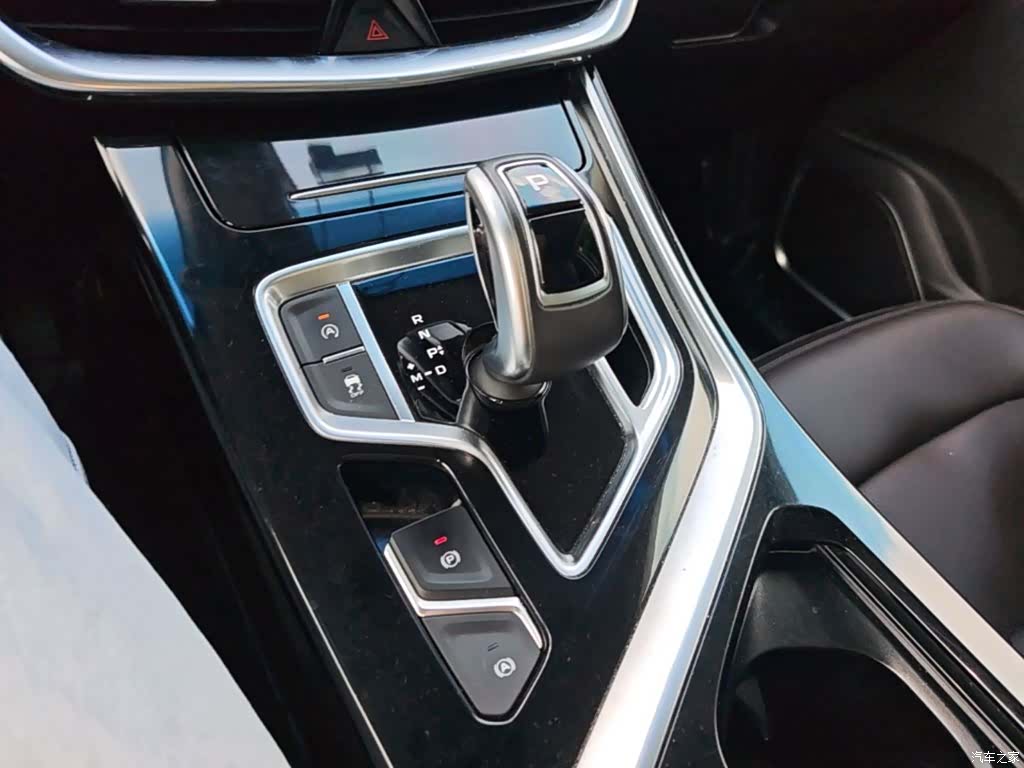 Geely Jiaji, 2020 14