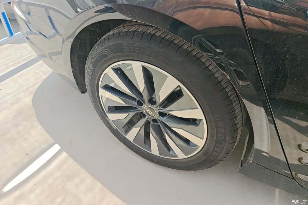 Audi A6L, 2022 6