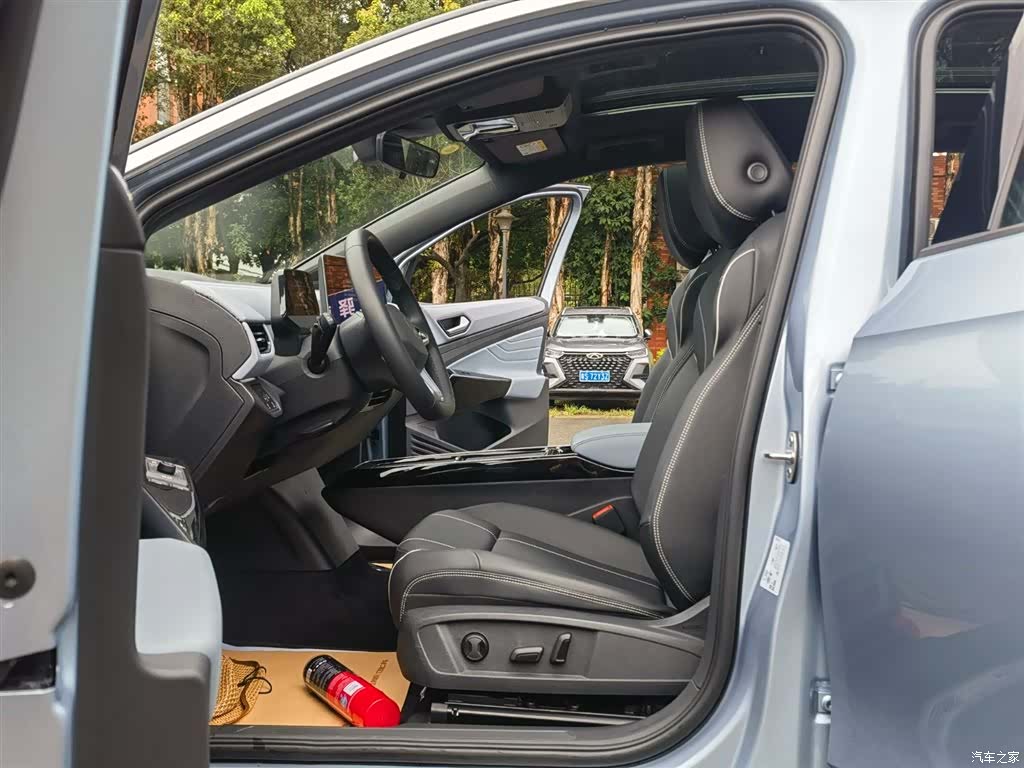 Volkswagen ID.4, 2024 9