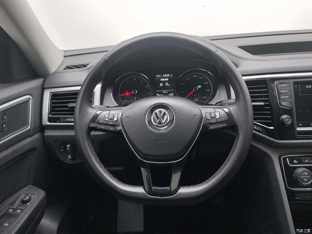 Volkswagen Teramont, 2018 11