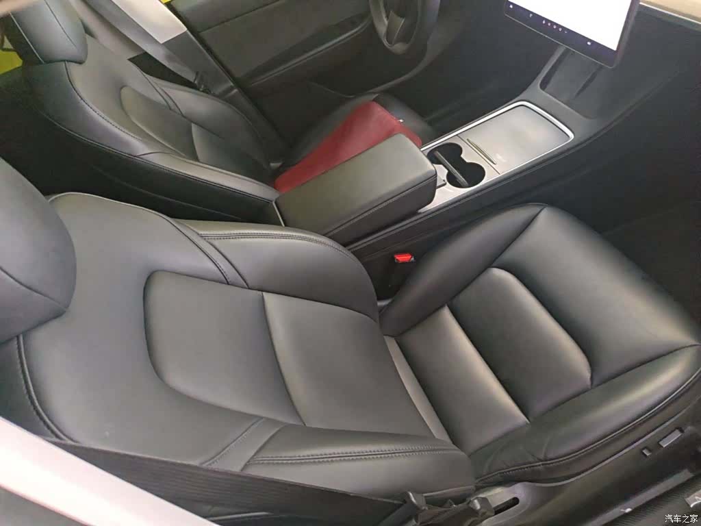 Tesla Model Y, 2021 25