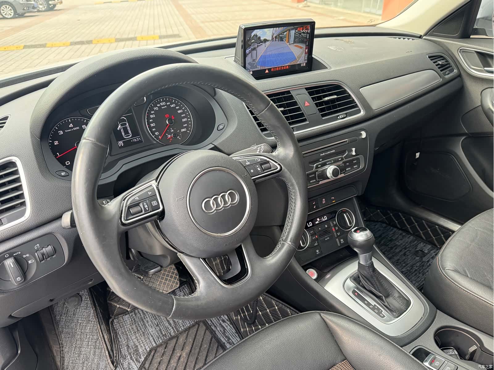 Audi Q3, 2018 8