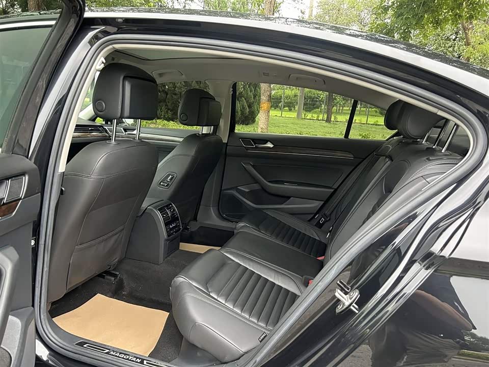Volkswagen Magotan
