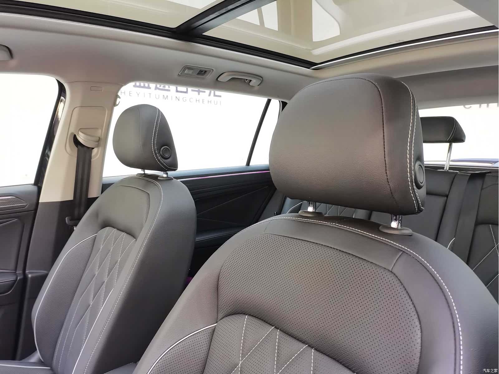 Volkswagen Tiguan L, 2022 9