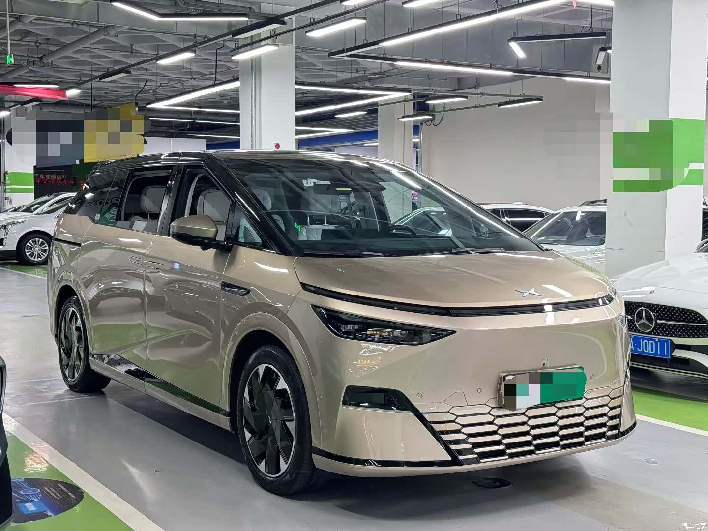 Xpeng X9, 2024 2
