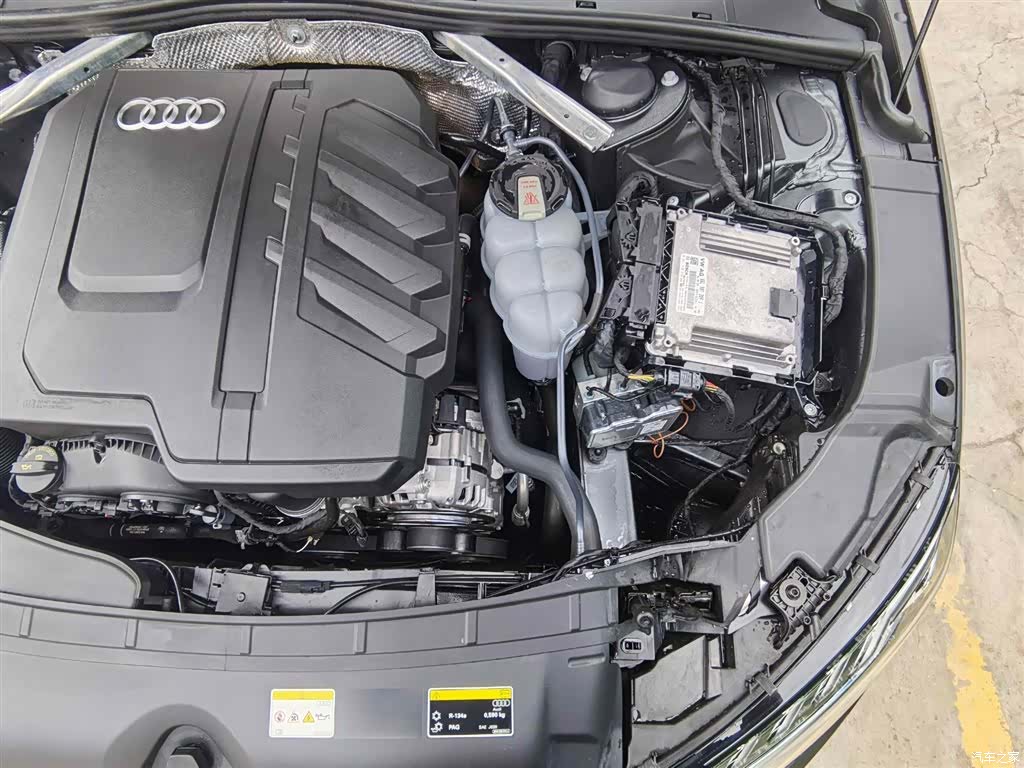 Audi A4L, 2023 11