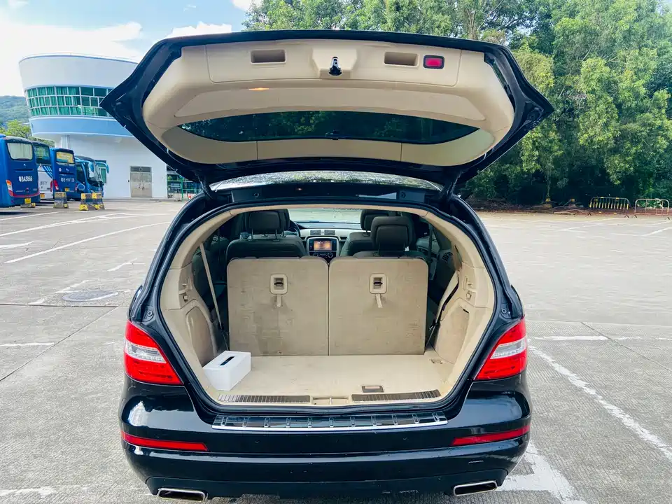 Mercedes-Benz R-class