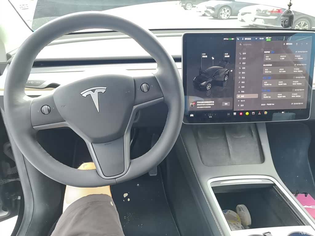 Tesla Model Y, 2022 10