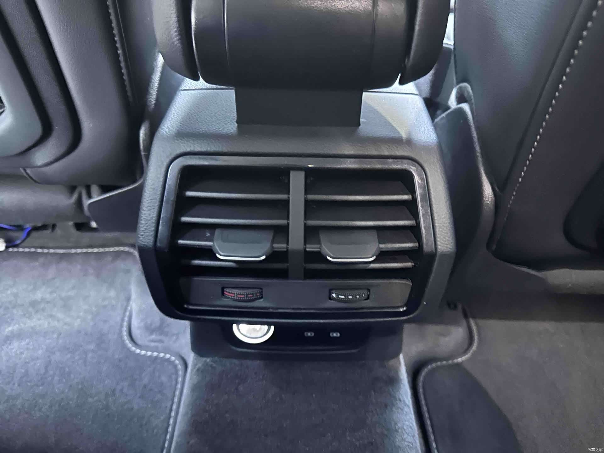 Audi Q3, 2023 16