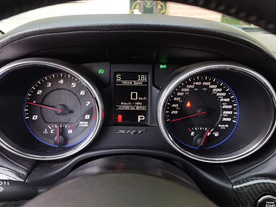 Jeep Grand Cherokee SRT