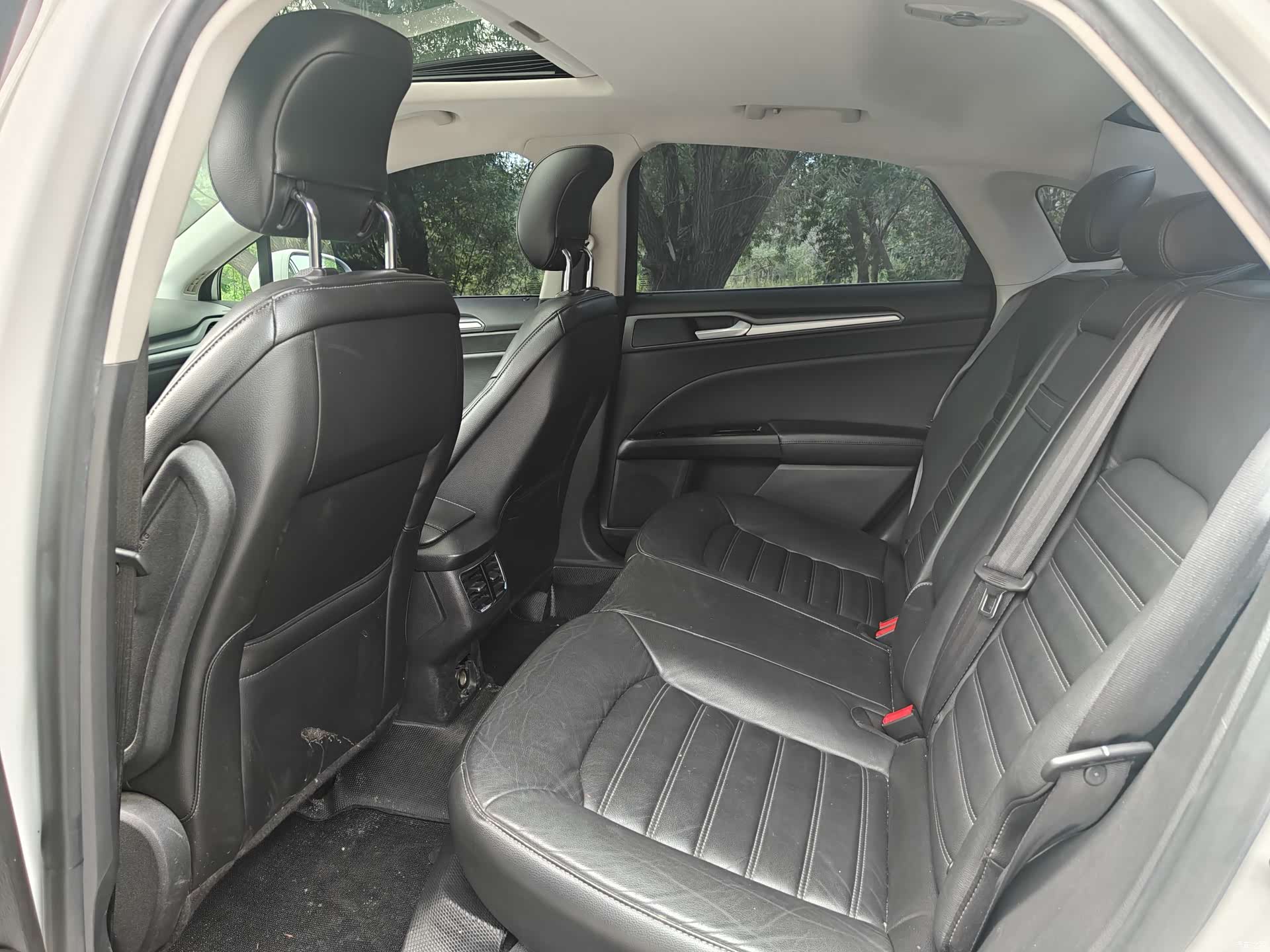 Ford Mondeo, 2014 6