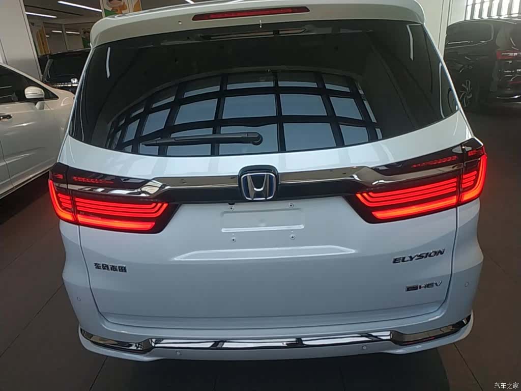 Honda Elysion, 2024 6