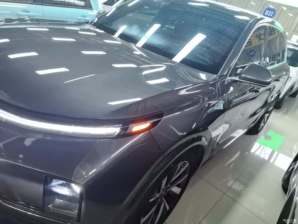 Li Auto L8, 2024 3