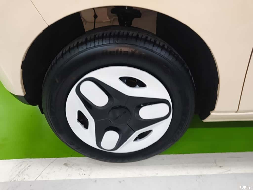 Geely Panda, 2025 23