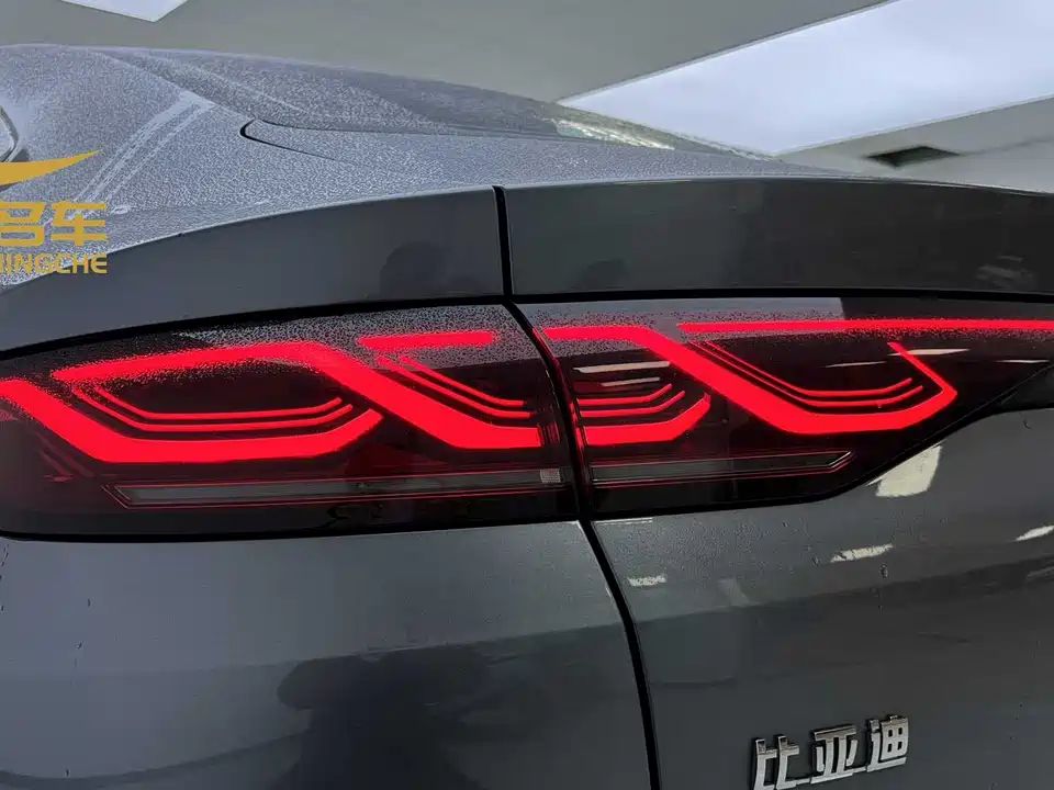 BYD Qin L BYD Qin L