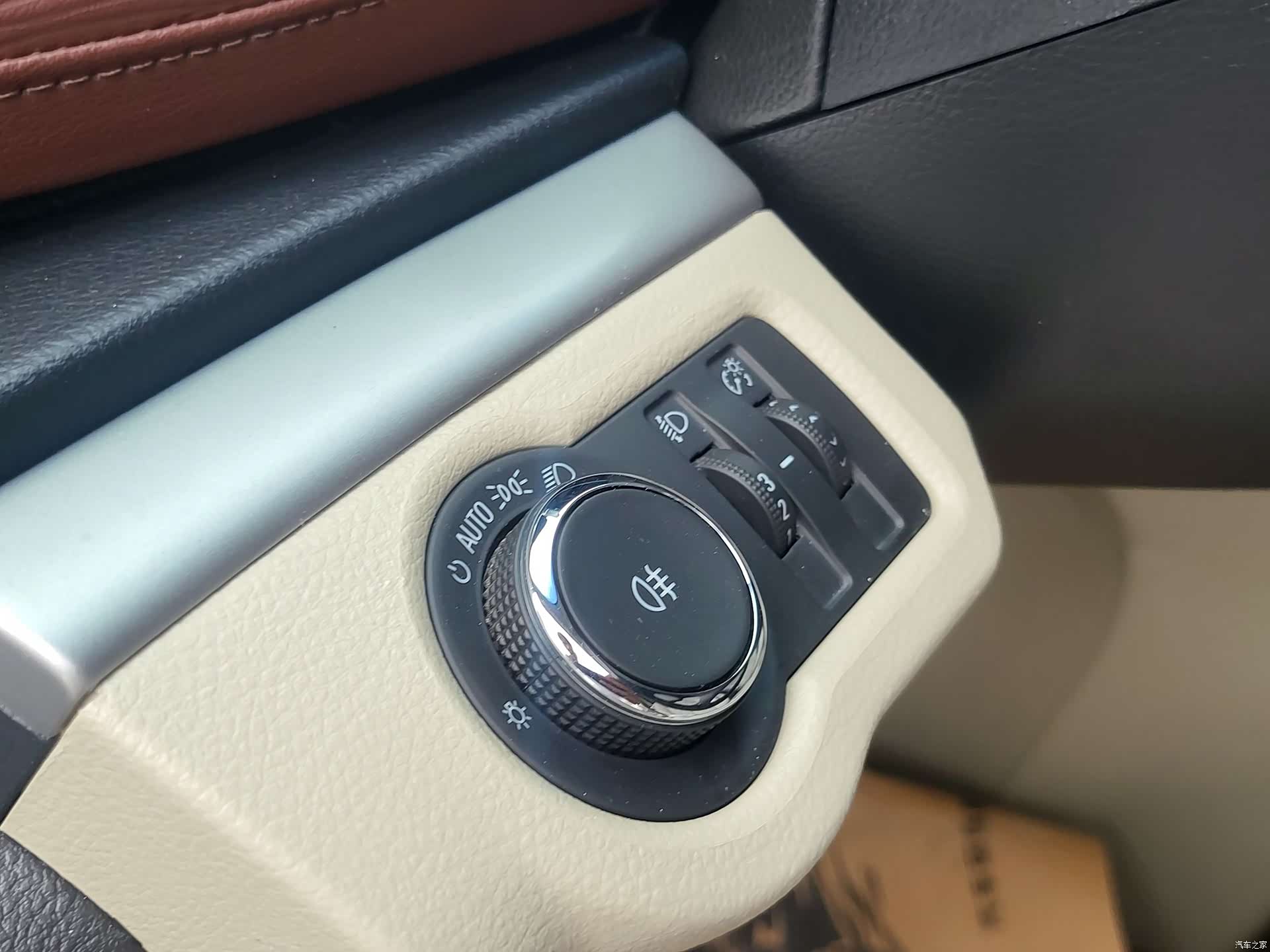 Buick GL8, 2019 8