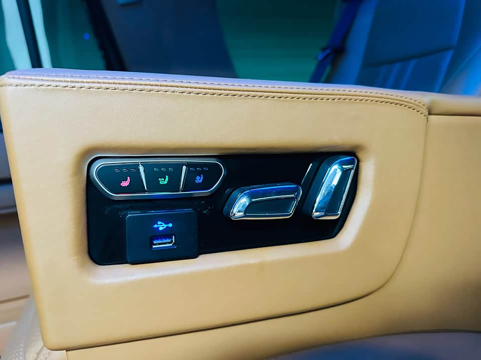 Lincoln Navigator One Lincoln Navigator One