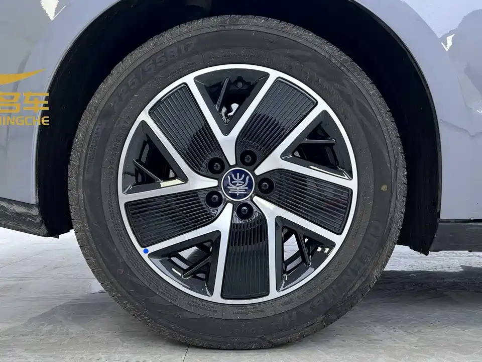 BYD Qin L BYD Qin L