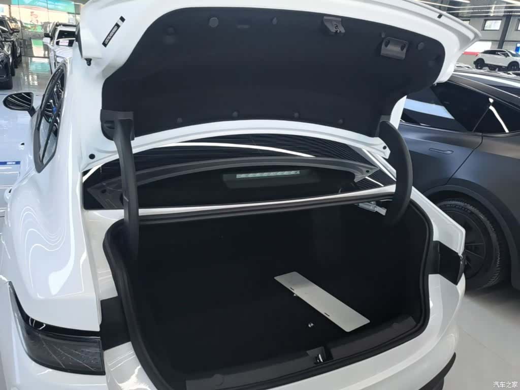 BYD Seal, 2025 19